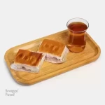 پای پنیر و آلبالو جعبه بزرگ 1.400 تا 1.450 کیلوگرم - ترکیب پنیر خامه ای، مربای آلبالو، گردو، کرم مخصوص کم شیرین،...