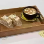 کاردینال قهوه جعبه کوچک 700 الی 800 گرم (6 تا 8 عدد) - دسر اتریشی Kardinale Schnitte با خامه مخصوص الهیه 33 و طعم...