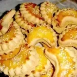 شیرینی نان چایی کد ۲۱۵ 700 گرم - ترکیب آرد و هل، شیرینی سنتی قزوین مناسب برای پذیرایی همراه چ...