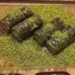 کافه باقلوا گونش باقلوا پسته ای 250 گرم (4 تا 6 عدد)