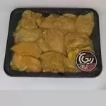 جوجه کبابی ران با استخوان زعفرانی 1 کیلوگرم - ران مرغ خرد شده با استخوان،
طعم دار شده با زعفران،
ارایه ب...