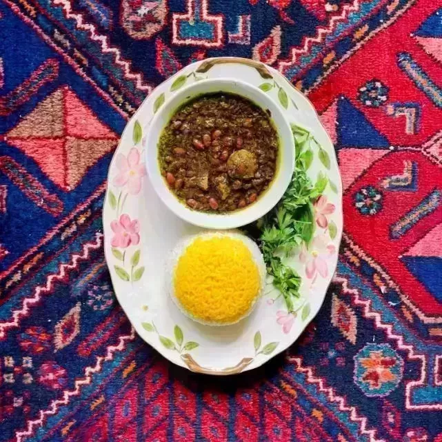 رستوران گیاهی مهر ميترا (نیاوران)-خورشت